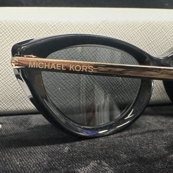 Michael Kors Cat Eye Shaped Sunglasses w/ Case New! - Picture 5 of 9